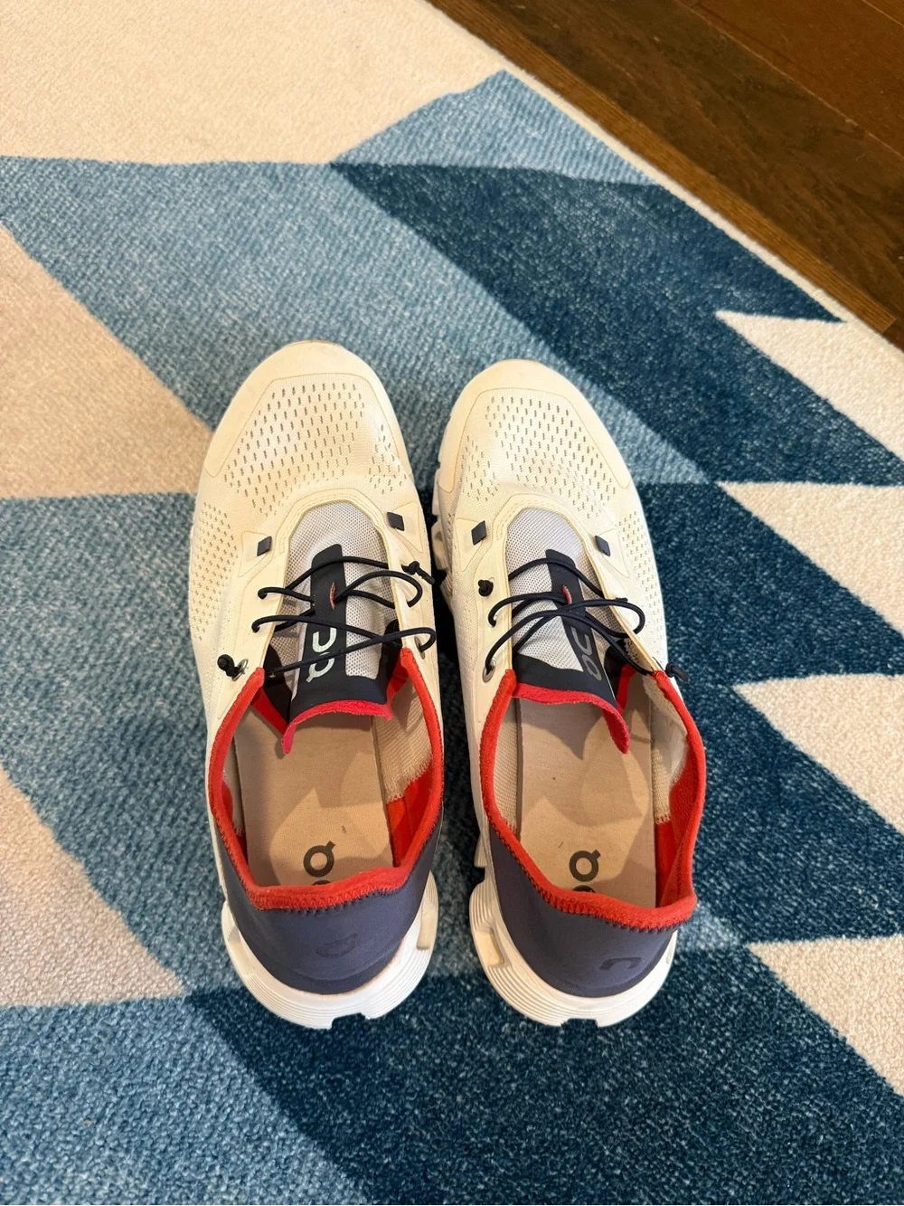 On Cloud 5 Coast Ivory Ink 3MD10531982 Men’s Size 10.5 Navy Packable Sneakers